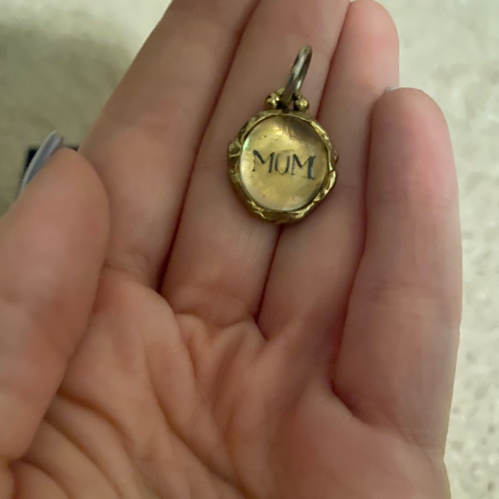 Mom charm. Waxing poetic